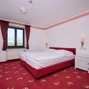 https://hotel-schonbrunn.com-bavaria.com