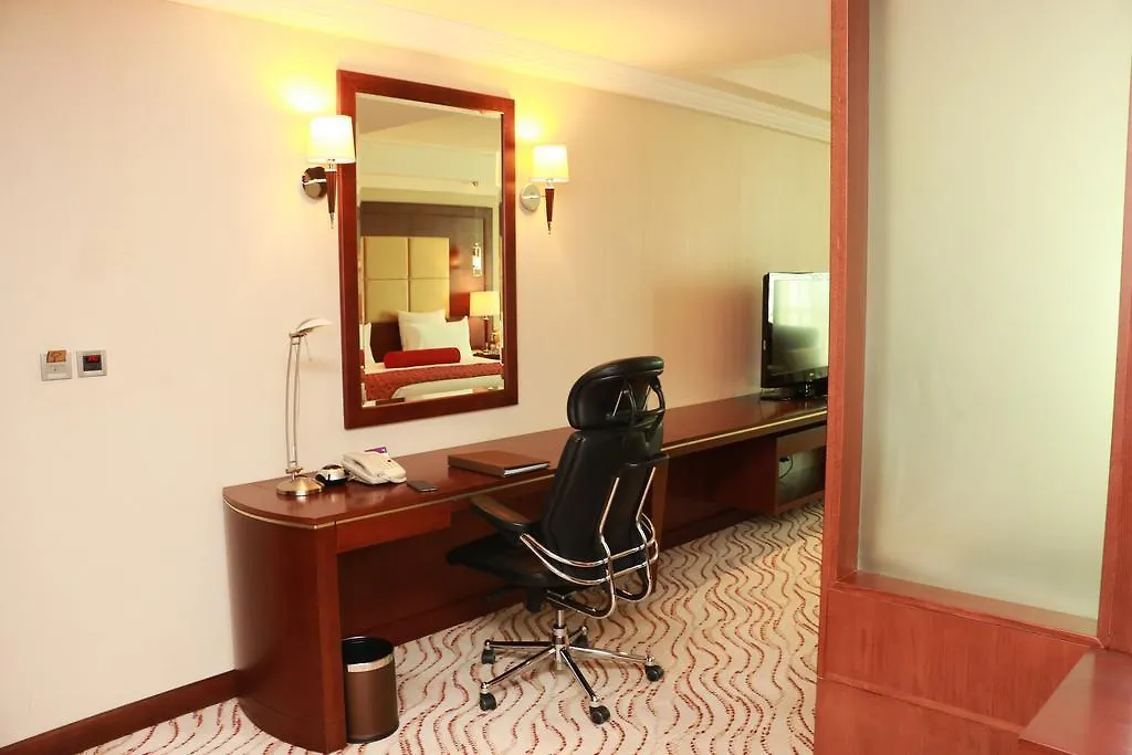 Park Regis Kris Kin Hotel Dubai 5*,